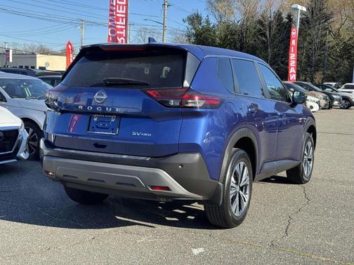 2022 Nissan Rogue SV