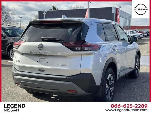 2022 Nissan Rogue SV