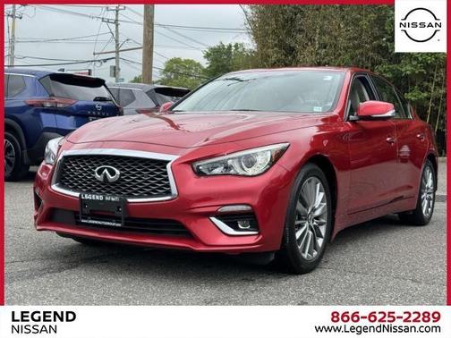 2022 INFINITI Q50 LUXE