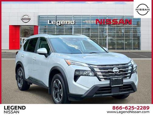 Brilliant Silver Metallic 2024 Nissan Rogue SV
