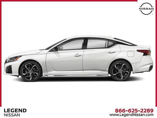 2025 Nissan Altima SR