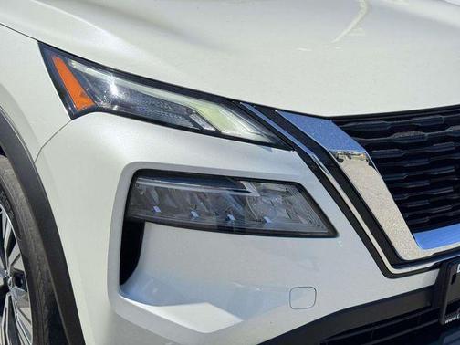 White 2023 Nissan Rogue SV