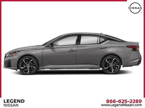 2025 Nissan Altima SR