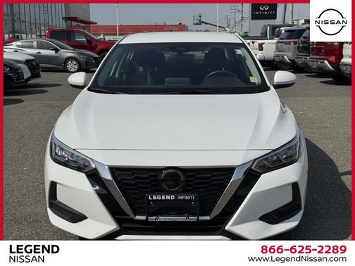 Cloud White 2022 Nissan Sentra SV
