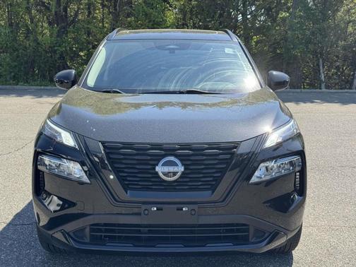 Black 2023 Nissan Rogue SV