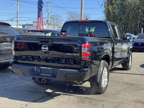 2023 Nissan Frontier SV