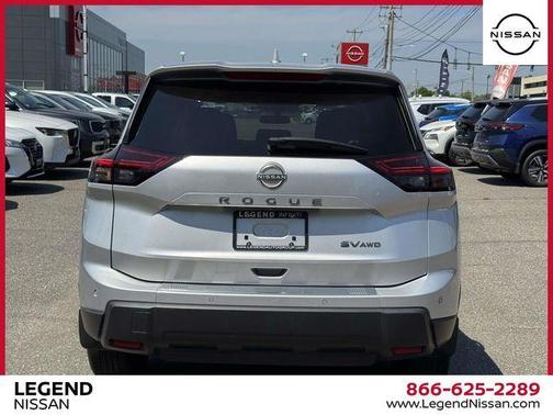 Brilliant Silver Metallic 2024 Nissan Rogue SV