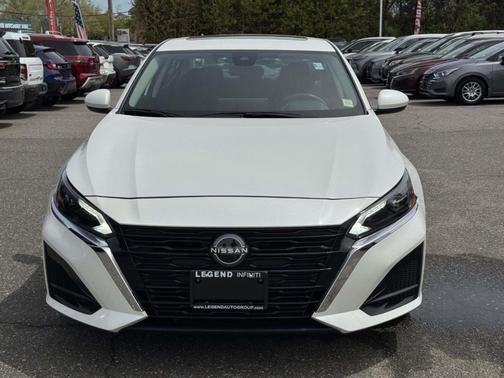 White 2024 Nissan Altima 2.5 SV