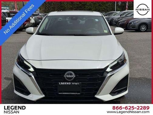 White 2024 Nissan Altima 2.5 SV