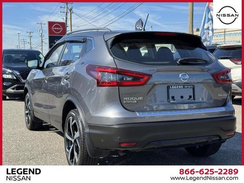 2022 Nissan Rogue Sport SL