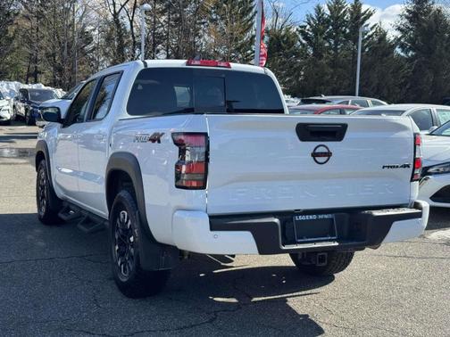 2024 Nissan Frontier PRO-4X