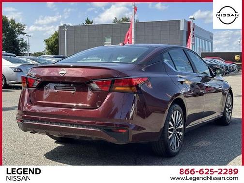 2025 Nissan Altima SV