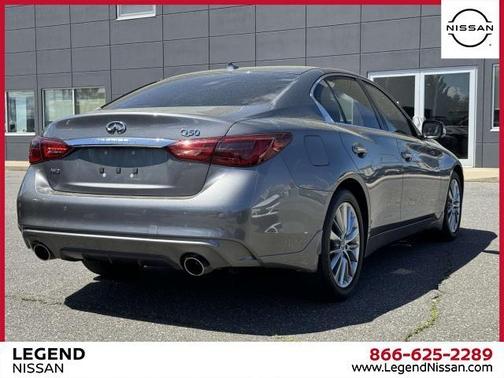 2022 INFINITI Q50 LUXE