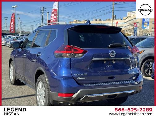 2018 Nissan Rogue SV