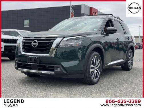 2022 Nissan Pathfinder Platinum