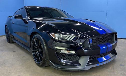 2018 Ford Shelby GT350 Base