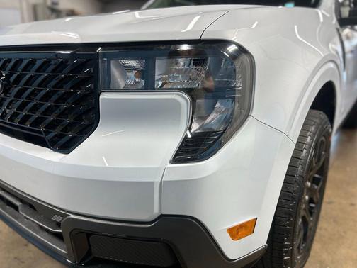SPACE WHITE METALLIC 2026 Ford Maverick XLT