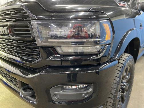 2020 RAM 2500 Limited Mega Cab 4X4 6'4' Box