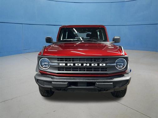 RUBY RED MET TNTD CLEARCOAT 2026 Ford Bronco Base