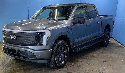 2025 Ford F-150 Lightning Flash