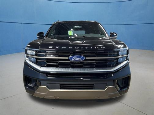 AGATE BLACK METALLIC 2026 Ford Expedition Max King Ranch