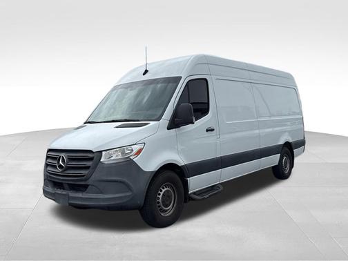 Arctic White 2021 Mercedes-Benz Sprinter 2500 High Roof