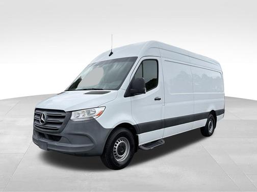 Arctic White 2021 Mercedes-Benz Sprinter 2500 High Roof