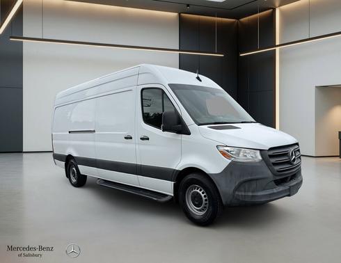 Arctic White 2021 Mercedes-Benz Sprinter 2500 High Roof