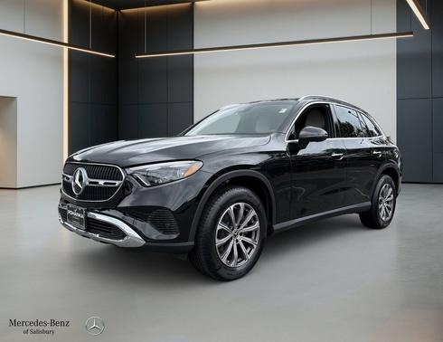 Black 2025 Mercedes-Benz GLC 300 4MATIC