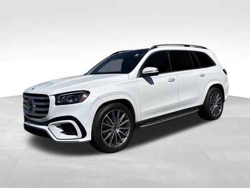 MANUFAKTUR Moonlight White Metallic 2025 Mercedes-Benz GLS 580 4MATIC