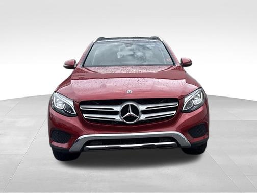 Hyacinth Red 2018 Mercedes-Benz GLC 300 4MATIC