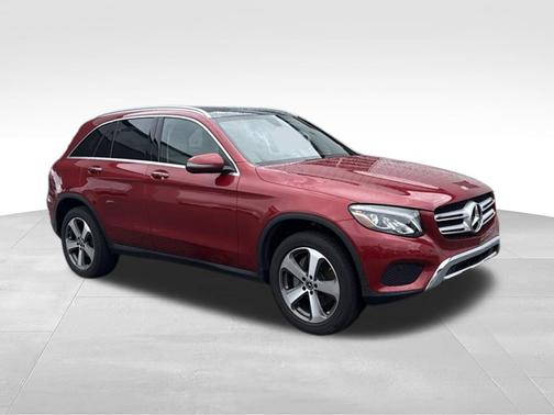 Hyacinth Red 2018 Mercedes-Benz GLC 300 4MATIC