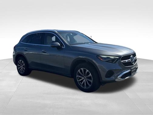 Selenite Grey Metallic 2023 Mercedes-Benz GLC 300 4MATIC