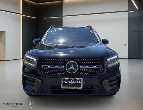 Night Black 2024 Mercedes-Benz GLB 250