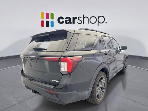 AGATE BLACK METALLIC 2025 Ford Explorer ST-Line