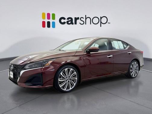 Garnet Pearl Metallic 2024 Nissan Altima 2.5 SL