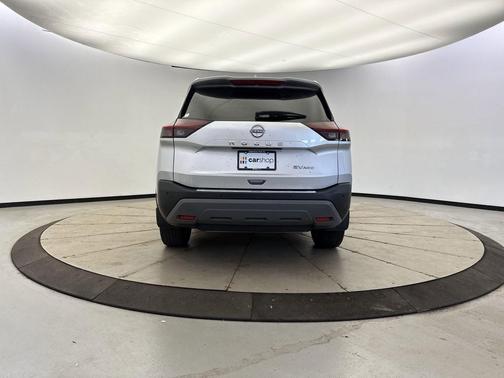 Brilliant Silver Metallic 2023 Nissan Rogue SV