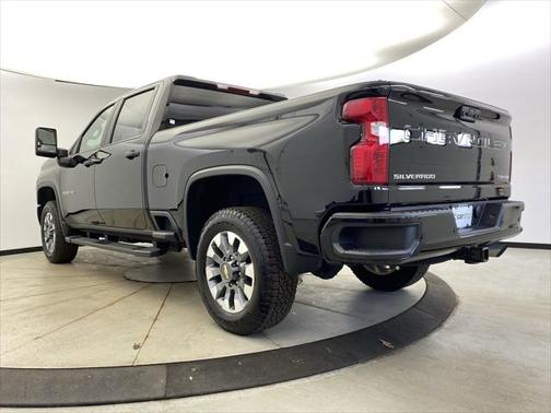 2024 Chevrolet Silverado 2500 Custom