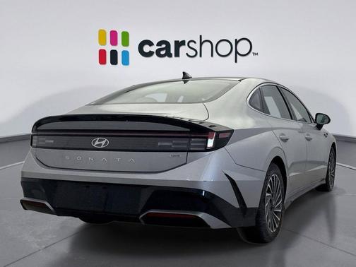 2024 Hyundai SONATA Hybrid SE