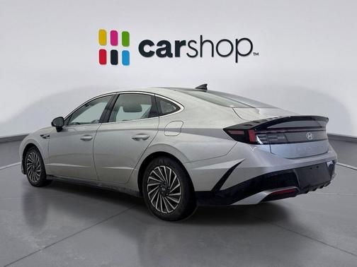 2024 Hyundai SONATA Hybrid SE