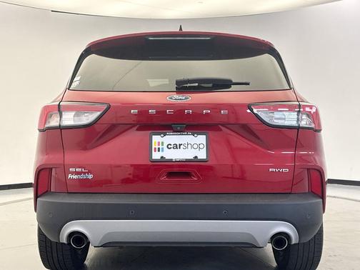 Rapid Red Metallic Tinted Clearcoat 2022 Ford Escape SEL