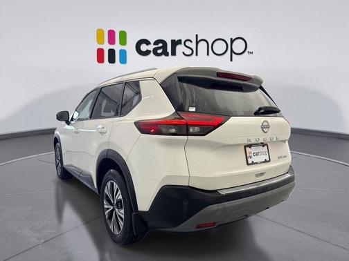 Pearl White Tricoat 2023 Nissan Rogue SV