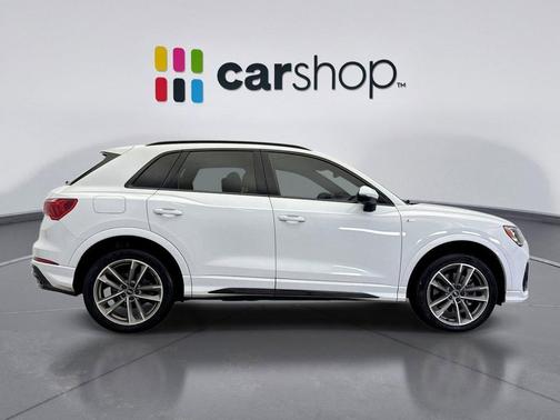 2021 Audi Q3 45 S line Premium