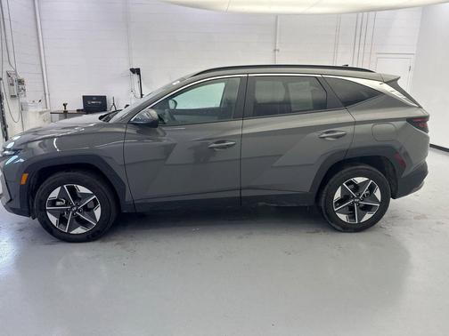 Hampton Gray 2026 Hyundai TUCSON SEL