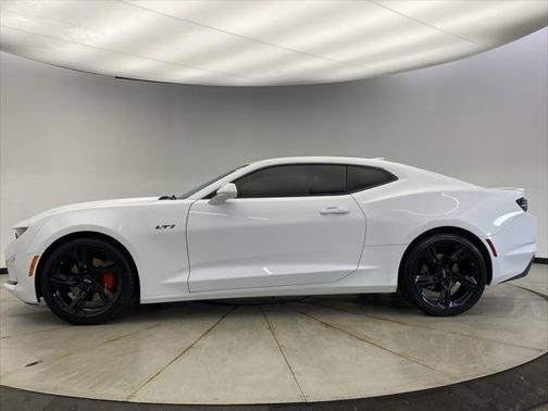 2022 Chevrolet Camaro RWD Coupe LT1