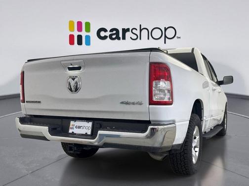 Bright White Clearcoat 2022 RAM 1500 Big Horn/Lone Star