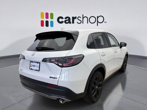 Platinum White 2025 Honda HR-V AWD Sport