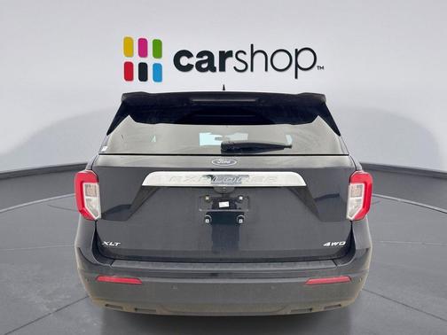 AGATE BLACK METALLIC 2024 Ford Explorer XLT