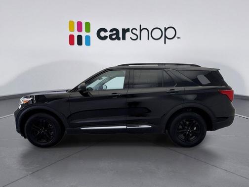 AGATE BLACK METALLIC 2024 Ford Explorer XLT