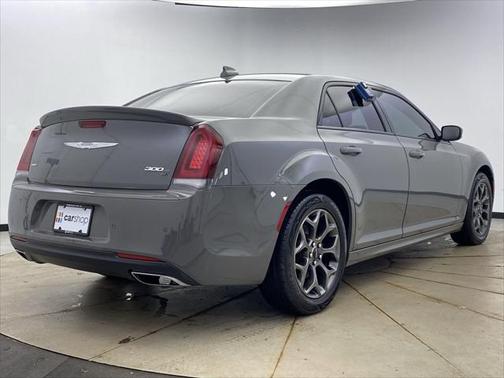 2018 Chrysler 300 S